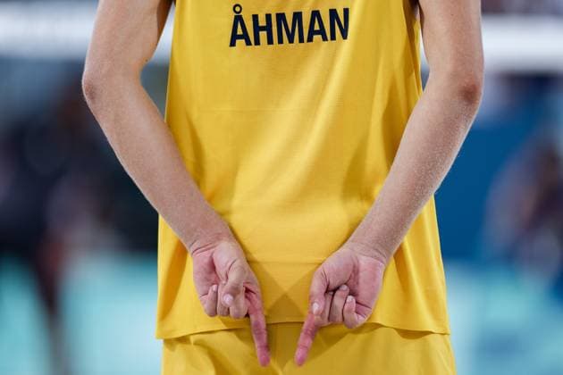 240729 David Ahman of Sweden in men s preliminary round beach volleyball match between Sweden and Qatar during day 3 of the Paris 2024 Olympic Games on July 29, 2024 in Paris Photo Vegard Grott BILDBYRAN code VG VG0637 bbeng olympic games olympics os ol olympiska spelen olympiske leker paris 2024 paris os paris ol beachvolleyboll beach volleyball sandvolleyball sverige sweden  Copyright: VEGARDxGRoTT BB240729VG111