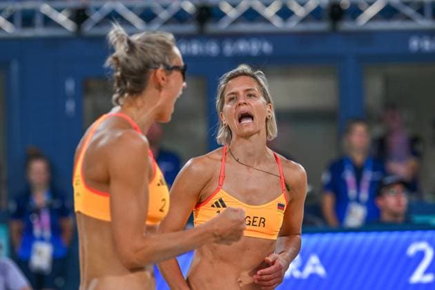 Olympic Games Beach Volleyball Paris 29 07 2024 Preliminary round, Women, GER FRA, Laura Ludwig 1, GER , Louisa Lippmann 2, GER , Copyright: xBEAUTIFULxSPORTS TomxBlochx