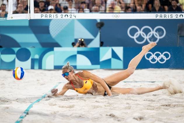 LIPPMANN Louisa Germany , pictured on the ball, PLACETTE Lezana, RICHARD Alexia France vs LUDWIG Laura, LIPPMANN Louisa Germany , FRA, Olympic Games Paris 2024, Beach Volleyball, Women Preliminary Round Pool F, 29 07 2024 FRA, Olympic Games Paris 2024, Beach Volleyball, Women Preliminary Round Pool F, 29 07 2024 Paris Copyright: xEibner-Pressefoto Memmlerx EP_MMR