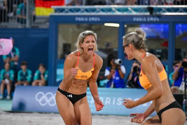 Olympic Games Beach Volleyball Paris 29 07 2024 Preliminary round, Women, GER FRA, Laura Ludwig left , GER , Louisa Lippmann 2, GER , Copyright: xBEAUTIFULxSPORTS TomxBlochx