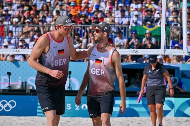 Olympic Games Beach Volleyball Paris 30 07 2024 Preliminary round, Men, GER FRA, Nils Ehlers 1, GER , Clemens Wickler 2, GER , Copyright: xBEAUTIFULxSPORTS TomxBlochx