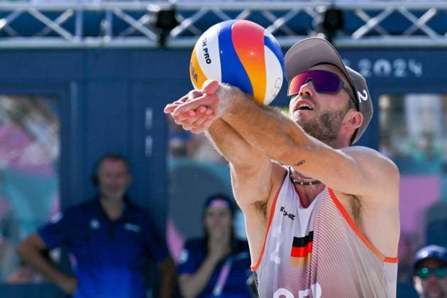 Olympic Games Beach Volleyball Paris 30 07 2024 Preliminary round, men, GER FRA, Clemens Wickler 2, GER , Copyright: xBEAUTIFULxSPORTS TomxBlochx
