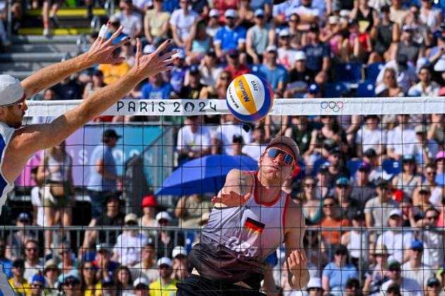 Olympic Games Beach Volleyball Paris 30 07 2024 Preliminary round, Men, GER FRA, Nils Ehlers 1, GER , in attack Copyright: xBEAUTIFULxSPORTS TomxBlochx