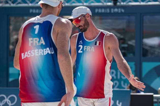 Julien Lyneel (FRA) - Volleyball de plage - Beach volleyball, Beachvolleyball Men’s Beach Volleybal event, Preliminary pool C during the Olympic Games, Olympische Spiele, Olympia, OS Paris 2024 JO 2024 : Volleyball de plage - Jeux Olympiques 2024 - Paris2024 - Paris - 30 07 2024 DPPI Panoramic 
