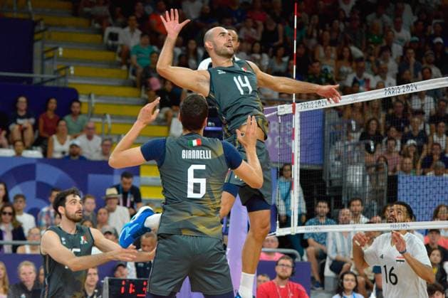 Gianluca Galassi ( Italy) in action during Men s Volleyball - Italy vs Egypt, Olympic Games, Olympische Spiele, Olympia, OS Paris 2024 in Paris, France, July 30 2024  Copyright: xPasqualexGolia IPAxSportx xipa-ax xx IPA_48398063 IPA_Agency_IPA48398063