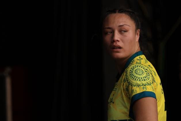 OLY24 RUGBY SEVENS, Bienne Terita of Australia departs dejected following the Rugby Sevens WomenÕs Semi Final match match between Australia and Canada at the 2024 Paris Olympic Games, Olympische Spiele, Olympia, OS in Paris, France, Tuesday, July 30, 2024. ( NO ARCHIVING, EDITORIAL USE ONLY, NO USE IN BOOKS WITHOUT CONSENT PARIS FRANCE Copyright: xIAINxMCGREGORx 20240731150166715334