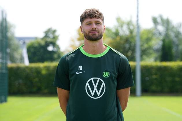 VfL Wolfsburg, Photo session Wolfsburg, 25 07 2024, MediaDay, Photo session, Portrait, Co coach Patrick Hasenhüttl VfL Wolfsburg