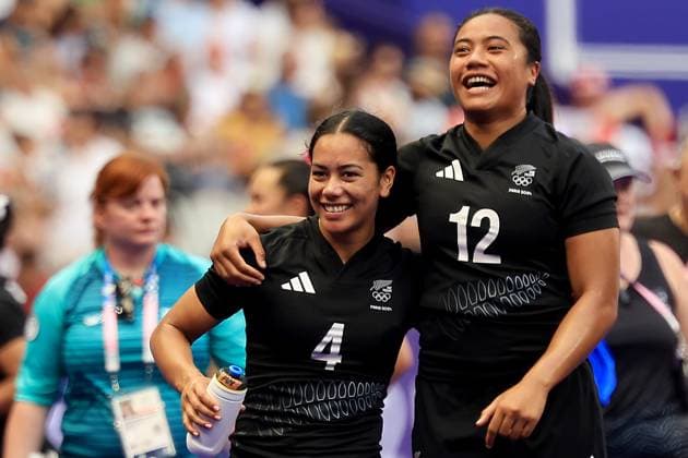 OLY24 RUGBY SEVENS, Manaia Nuku and Alena Saili of New Zealand react after winning the Women s Gold Medal Rugby Sevens match between New Zealand and Canada at the Stade de France, as part of the 2024 Paris Olympic Games, Olympische Spiele, Olympia, OS in Saint-Denis, France, Tuesday, July 30, 2024. ( NO ARCHIVING, EDITORIAL USE ONLY, NO USE IN BOOKS WITHOUT CONSENT SAINT-DENIS FRANCE Copyright: xIAINxMCGREGORx 20240731167279100791