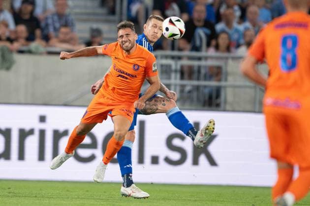 Juraj Kucka in the battle during UEFA Champions league preliminary quaterfinal match, SK Slovan Bratislava - NK Celje, 30. july 2024 Copyright: xMICHALxFAJT,ZOSPORTU.SKx DSC_5857