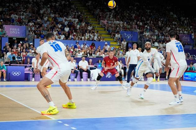 Paris 2024 - Volleyball NG Volleyball Men’s Preliminary round France vs Canada during 2024 Olympic summer games, Paris 2024, Paris, France on July, 30 2024. Photo by Nicolas Gouhier ABACAPRESS.COM Paris France  Copyright: xGouhierxParisx2024 ABACAx