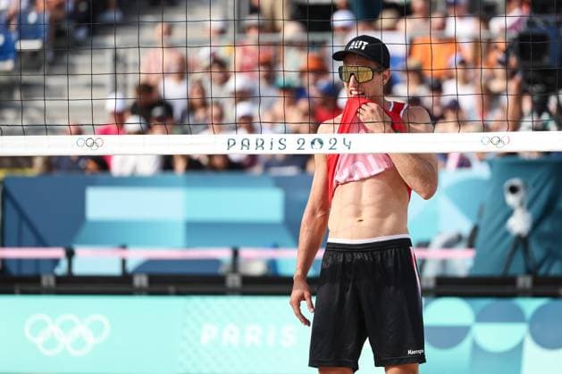 OLYMPICS - Olympic Summer Games 2024 PARIS,FRANCE,31.JUL.24 - OLYMPICS, Beach volleyball, Beachvolleyball - Olympic Summer Games Paris 2024, preliminary phase, men. Image shows Julian Hoerl (AUT).  GEPAxpictures xArminxRauthner