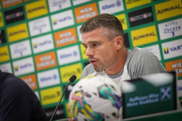 SOCCER - UEFA EL, Rapid vs Krakow VIENNA,AUSTRIA,31.JUL.24 - SOCCER - UEFA Europa League, qualification, SK Rapid Wien vs Wisla Krakow, preview, press conference, PK, Pressekonferenz Rapid. Image shows head coach Robert Klauss (Rapid).  GEPAxpictures xDavidxBitzan