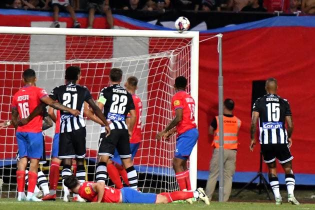 Fußball, CL-Quali, Borac Banja Luka - PAOK Saloniki Banja Luka, Bosnia and Herzegovina, 31th 2024: Stefan Schwab of PAOK in action against Sebastian Herera of Borac Banja Luka during the UEFA Champions League 2nd qualifying round, 2nd leg football match between Borac Banja Luka (Bosnia and Herzegovina) and PAOK Thessaloniki (Greece) at Gradski Stadion Banja Luka, Banja Luka, BiH. (Natasa Kupljenik SPP) Copyright: xNatasaxKupljenikx xSPPx spp-en-NaKuSp-NNP_4449