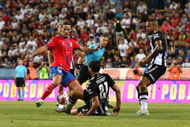 Fußball, CL-Quali, Borac Banja Luka - PAOK Saloniki Banja Luka, Bosnia and Herzegovina, 31th 2024: Enver Kulasin of Borac Banja Luka in action against Magomed Ozdoev of PAOK during the UEFA Champions League 2nd qualifying round, 2nd leg football match between Borac Banja Luka (Bosnia and Herzegovina) and PAOK Thessaloniki (Greece) at Gradski Stadion Banja Luka, Banja Luka, BiH. (Natasa Kupljenik SPP) Copyright: xNatasaxKupljenikx xSPPx spp-en-NaKuSp-NNP_4539