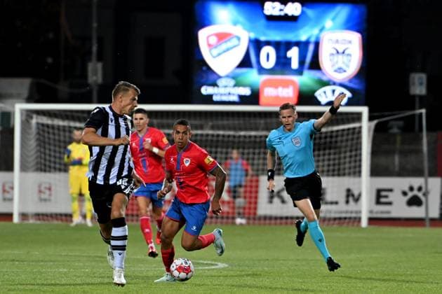Fußball, CL-Quali, Borac Banja Luka - PAOK Saloniki Banja Luka, Bosnia and Herzegovina, 31th 2024: Sebastian Herera of Borac Banja Luka (C) in action against Stefan Schwab of PAOK (L) during the UEFA Champions League 2nd qualifying round, 2nd leg football match between Borac Banja Luka (Bosnia and Herzegovina) and PAOK Thessaloniki (Greece) at Gradski Stadion Banja Luka, Banja Luka, BiH. (Igor Kupljenik SPP) Copyright: xIgorxKupljenikx xSPPx spp-en-IgKuSp-IK0_1927