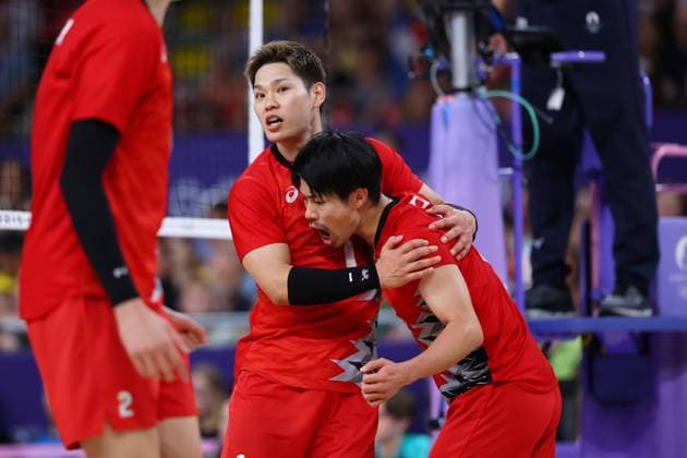 (L-R) Yuji Nishida, Masahiro Sekita (JPN), JULY 31, 2024 - Volleyball : Men s Preliminary Round - Pool C match between Japan 3-1 Argentina during the Paris 2024 Olympic Games, Olympische Spiele, Olympia, OS at South Paris Arena in Paris, France. Noxthirdxpartyxsales  (261510874)