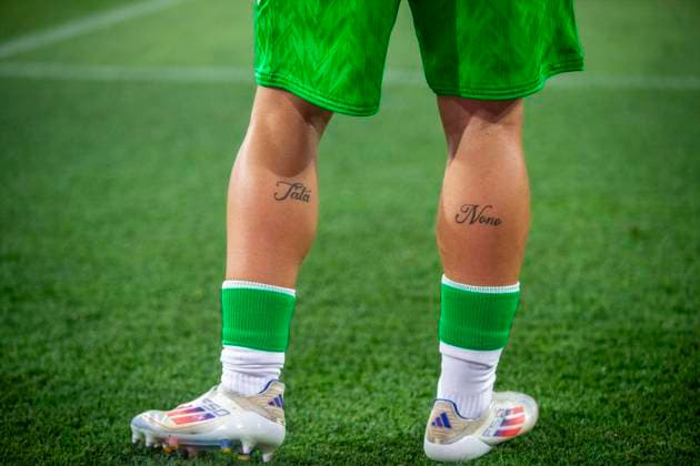 SAN DIEGO, CA - JULY 31: Real Betis forward Pablo Garcia (52), with his calf tattoos, on the sideline waiting to be substituted into the second half of a friendly match between Manchester United, ManU and Real Betis, Wednesday, July 31, 2024, at Snapdragon Stadium in San Diego, California. (Photo by Tony Ding Icon Sportswire) SOCCER: JUL 31 Manchester United vs Real Betis EDITORIAL USE ONLY Icon46520240731014