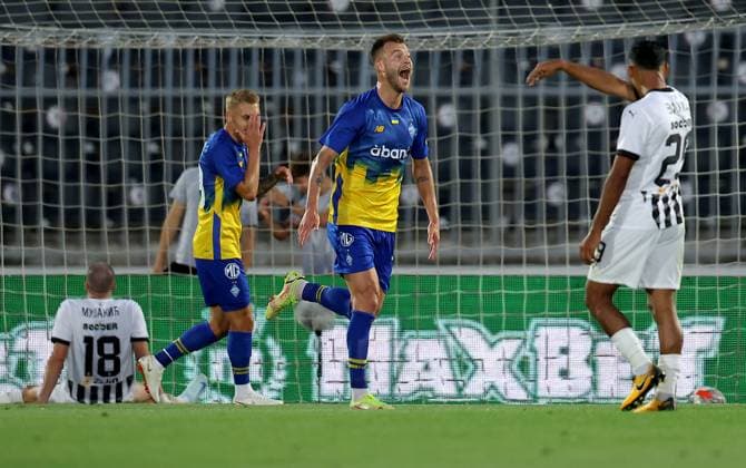 (240801) -- BELGRADE, Aug. 1, 2024 -- Dynamo Kyiv s Andriy Yarmolenko (C) celebrates a goal during UEFA Champions League second qualifying round football match between Partizan and Dynamo Kyiv in Belgrade, Serbia, on July 31, 2024. (Photo by Xinhua) (SP)SERBIA-BELGRADE-FOOTBALL-UEFA-QUALIFIER-PARTIZAN VS DYNAMO KYIV PredragxMilosavljevic 