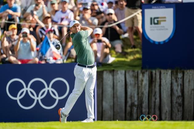 240801 Rory McIlroy of Ireland competes in men s individual golf round 1 during day 6 of the Paris 2024 Olympic Games on August 1, 2024 in Paris Photo Ludvig Thunman BILDBYRAN kod LT LT0653 golf olympic games olympics os ol olympiska spelen olympiske leker paris 2024 paris os paris ol 6 bbeng irland ireland  Copyright: LUDVIGxTHUNMAN BB240801LT028