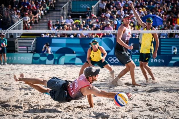 01 08 2024, Paris, Eiffel Tower Stadium Beach volleyball, Olympic Games, preliminary round Defense Clemens Wickler GER