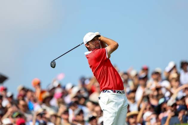 Paris 2024 Olympic Games, Olympische Spiele, Olympia, OS Le Golf National, Guyancourt, Paris, France 1 8 2024 USA™s Scottie Scheffler tee™s off the seventh Scottie Scheffler tee™s off the seventh 1 8 2024  Copyright: x INPHO JamesxCrombiex JRH28950