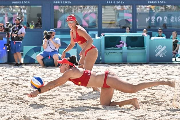 Paris 2024 - Women’s Beach volleyball, Beachvolleyball Spain v Egypt Lillana Paula of team Spain during the Women s beach volleyball between Spain and Egypt during the Olympic Games, Olympische Spiele, Olympia, OS Paris 2024 at Eiffel Tower Stadium on August 1, 2024 in Paris, France. Photo by Laurent Zabulon ABACAPRESS.COM  Copyright: xZabulonxLaurent ABACAx