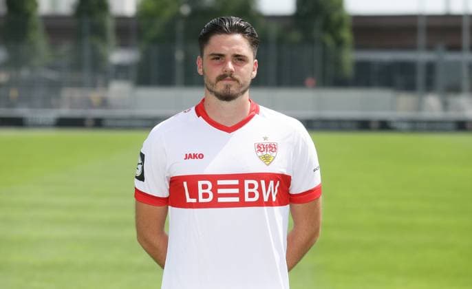 Stuttgart , Photo session , Jakov Suver VfB Stuttgart II 3 Liga portrait appointment 2024 2025