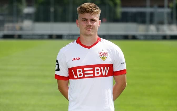 Stuttgart , Photo shoot ,Frederik Schumann VfB Stuttgart II 3 Liga portrait appointment 2024 2025