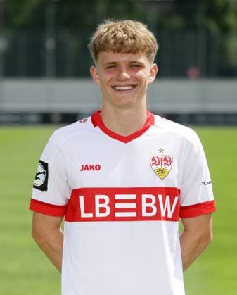 Stuttgart , Photo shoot , Tom Barth VfB Stuttgart II 3 Liga portrait appointment 2024 2025