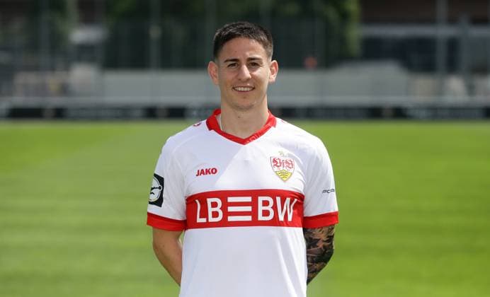 Stuttgart , Photo session , Nicolas Sessa VfB Stuttgart II 3 Liga portrait appointment 2024 2025