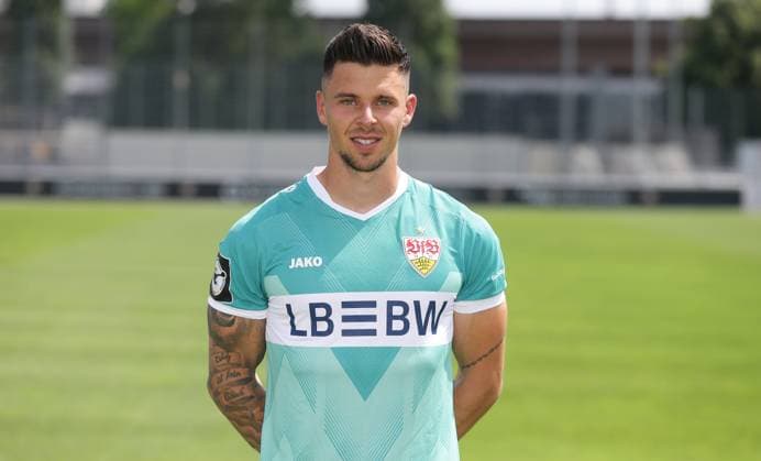 Stuttgart , Photo session , Dominik Draband VfB Stuttgart II 3 Liga portrait appointment 2024 2025