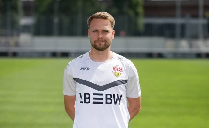 Stuttgart , Photo session , Co coach analysis Mischa Leibfarth VfB Stuttgart II 3 Liga portrait appointment 2024 2025