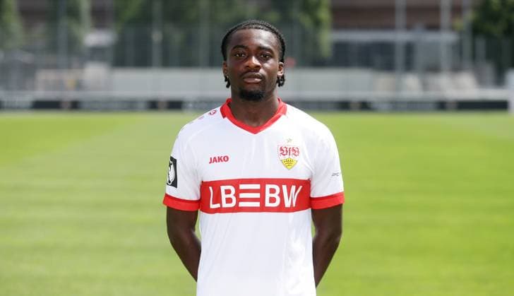 Stuttgart , Photo session , Benjamin Boakye VfB Stuttgart II 3 Liga portrait appointment 2024 2025