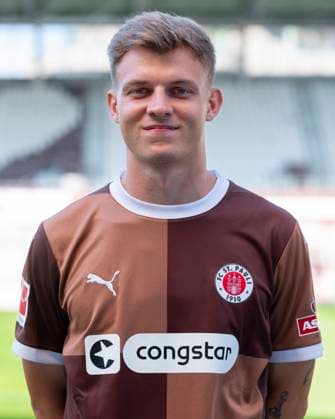 David Nemeth St Pauli 31 07 24, Hamburg, FC St Pauli 1910, 1 Fussball Bundesliga, 1 Liga, DFL, Saison 2024 2025, und Portraittermin REGULATIONS PROHIBIT ANY USE OF PHOTOGRAPHS as IMAGE SEQUENCES and or QUASI VIDEO Â