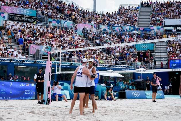Paris 2024 - Men’s Beach Volley Miles Partain and Andrew Benesh of USA during the Paris 2024 Olympic Games, Olympische Spiele, Olympia, OS at the Eiffel Tower Stadium, in Paris, France on August 1, 2024. Photo by Julien Poupart ABACAPRESS.COM Paris France  Copyright: xPoupartxJulien ABACAx