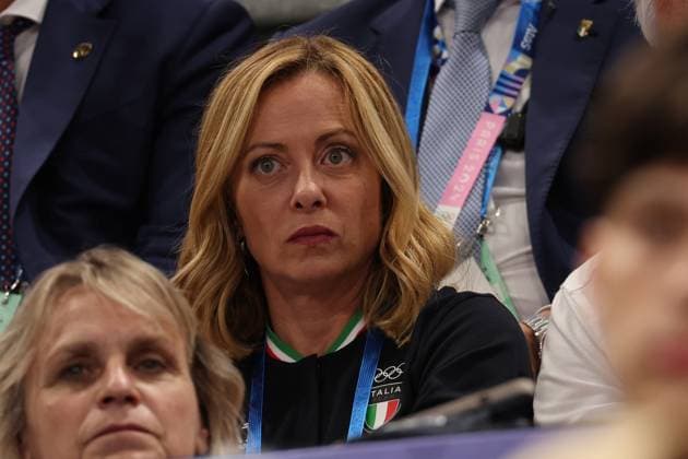 Foto IPP Marco Trovati Pentaphoto Parigi 01 08 2024 Giochi Olimpici Olimpiadi Olimpiade Estive Olympic Games, Olympische Spiele, Olympia, OS Paris torneo pallavolo femminile Italia-Olanda 3-0 nella foto il presidente del consiglio del governo italiano Giorgia Meloni Italy Photo Press World Copyright italy  Copyright: xR4924_italyphotopressx