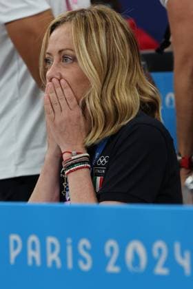 Italian Prime Minister Giorgia Meloni ITA cheers on the victory of Italian judoka Alice Bellandi ITA in the final of the 78 kilogram class in judo, gold medal , judo, victory sign Paris 2024, Olympic Games Paris 2024, Olympic Games 2024, 01 08 2024,