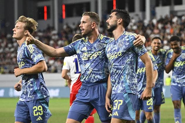 Fußball, EL-Quali, FK Vojvodina Novi Sad - Ajax Amsterdam BACKA TOPOLA, 01-08-2024, TSC Arena, football, UEFA Europa League second qualifying round, season 2024 2025, Vojvodina - Ajax 1-3, Ajax player Josip Sutalo celebrating his 0-1 with Ajax player Jordan Henderson Vojvodina - Ajax  x25909666x Copyright: