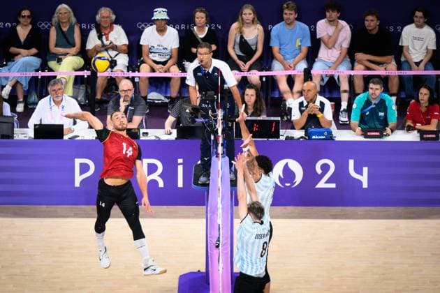 02 08 2024, Paris, Arena Paris South Volleyball, Olympic Games, Preliminary round, Germany GER vs Argentina ARG Attack Moritz Karlitzek 14 GER