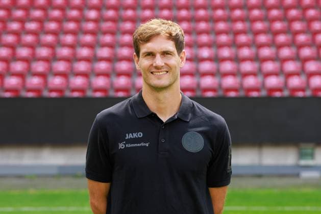 Soccer 1 Bundesliga porträttermin 2024 2025 1 FSV Mainz 05 28 07 24, Jonas Grünewald Deputy Head of Performance , 1 FSV Mainz 05, 1 BL porträttermin 2024 2025,