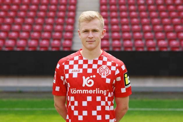 Soccer 1 Bundesliga porträttermin 2024 2025 1 FSV Mainz 05 28 07 24, Jonathan Burkardt, 1 FSV Mainz 05, 1 BL porträttermin 2024 2025,
