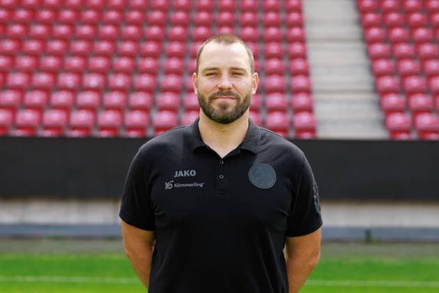 Soccer 1 Bundesliga porträttermin 2024 2025 1 FSV Mainz 05 28 07 24, Nejmeddin Daghfous Teambetreuer Integration , 1 FSV Mainz 05, 1 BL porträttermin 2024 2025,
