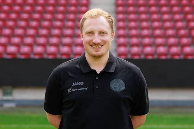Soccer 1 Bundesliga porträttermin 2024 2025 1 FSV Mainz 05 28 07 24, Daniel Henkes Physiotherapist , 1 FSV Mainz 05, 1 BL porträttermin 2024 2025,