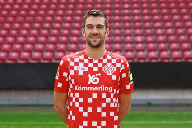 Soccer 1 Bundesliga porträttermin 2024 2025 1 FSV Mainz 05 28 07 24, Stefan Bell, 1 FSV Mainz 05, 1 BL porträttermin 2024 2025,