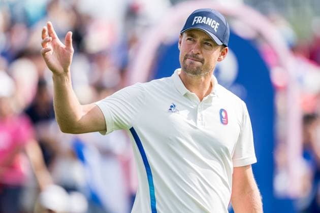 240802 Victor Perez of France competes in men s individual golf round 2 during day 7 of the Paris 2024 Olympic Games on August 2, 2024 in Paris Photo Ludvig Thunman BILDBYRAN code LT LT0655 golf olympic games olympics os ol olympiska spel olympiske leker paris 2024 paris os paris ol 7 bbeng  Copyright: LUDVIGxTHUNMAN BB240802LT002