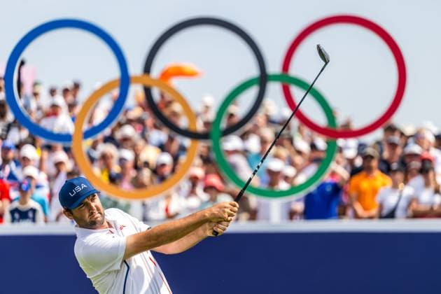 240802 Scottie Scheffler of USA competes in men s individual golf round 2 during day 7 of the Paris 2024 Olympic Games on August 2, 2024 in Paris Photo Ludvig Thunman BILDBYRAN code LT LT0655 golf olympic games olympics os ol olympiska spel olympiske leker paris 2024 paris os paris ol 7 bbeng  Copyright: LUDVIGxTHUNMAN BB240802LT038