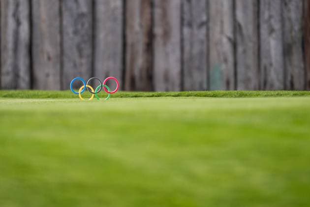 240802 The Olympic rings are seen on grass in men s individual golf round 2 during day 7 of the Paris 2024 Olympic Games on August 2, 2024 in Paris Photo Ludvig Thunman BILDBYRAN code LT LT0655 golf olympic games olympics os ol olympiska spel olympiske leker paris 2024 paris os paris ol 7 bbeng os ringar genre  Copyright: LUDVIGxTHUNMAN BB240802LT060