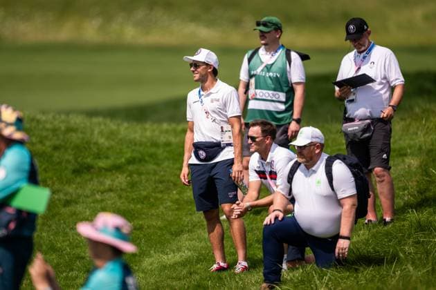 240802 Tennis player Casper Ruud of Norway watch men s individual golf round 2 during day 7 of the Paris 2024 Olympic Games on August 2, 2024 in Paris Photo Ludvig Thunman BILDBYRAN kod LT LT0655 golf olympic games olympics os ol olympiska spel olympiske leker paris 2024 paris os paris ol 7 bbeng norge norway  Copyright: LUDVIGxTHUNMAN BB240802LT063