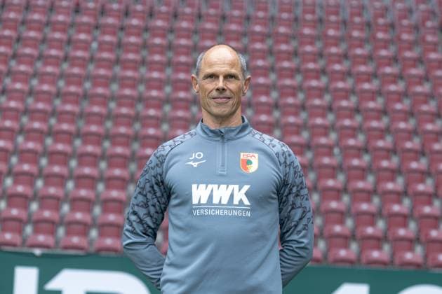 Dr. Jens Ulrich Otto Team doctor FC Augsburg 1 BL, portrait appointment 2024 2025