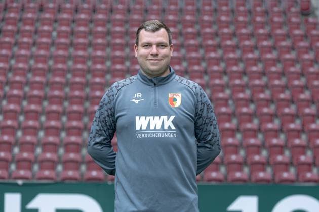 Jan Vincent Reckord Equipment Manager FC Augsburg 1 BL, portrait date 2024 2025